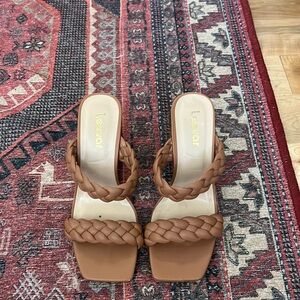 nude braided heel size 5